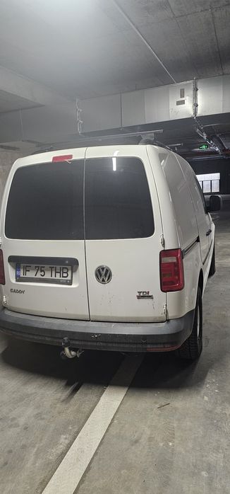 VW Caddy putin folosit si bine ingrijit
