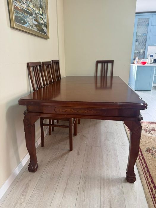 Продам деревянный стол