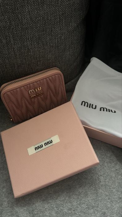 Дамско портмоне Miu Miu