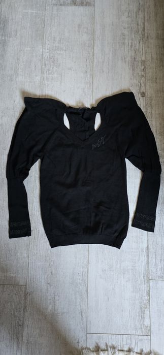 Дамска тениска,блузка и потничета