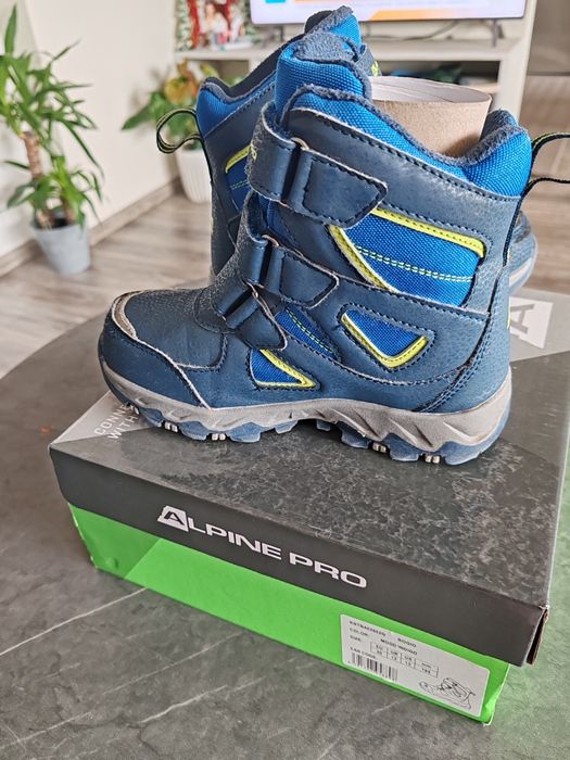 Детски зимни ботуши