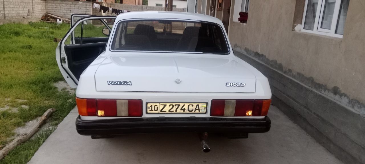 Волга 31029 сотилади