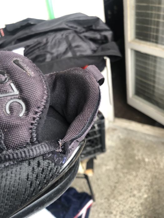 Nike air 270 оригинални обувки 43