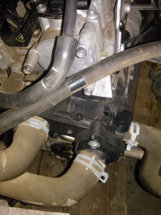 Termostat Skoda Octavia 1,1.4 benzina,an fabr. 2010