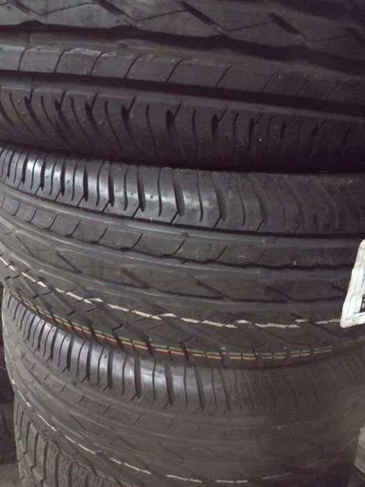 Нови 215/65/15 Uniroyal RainExpert5 dot0819