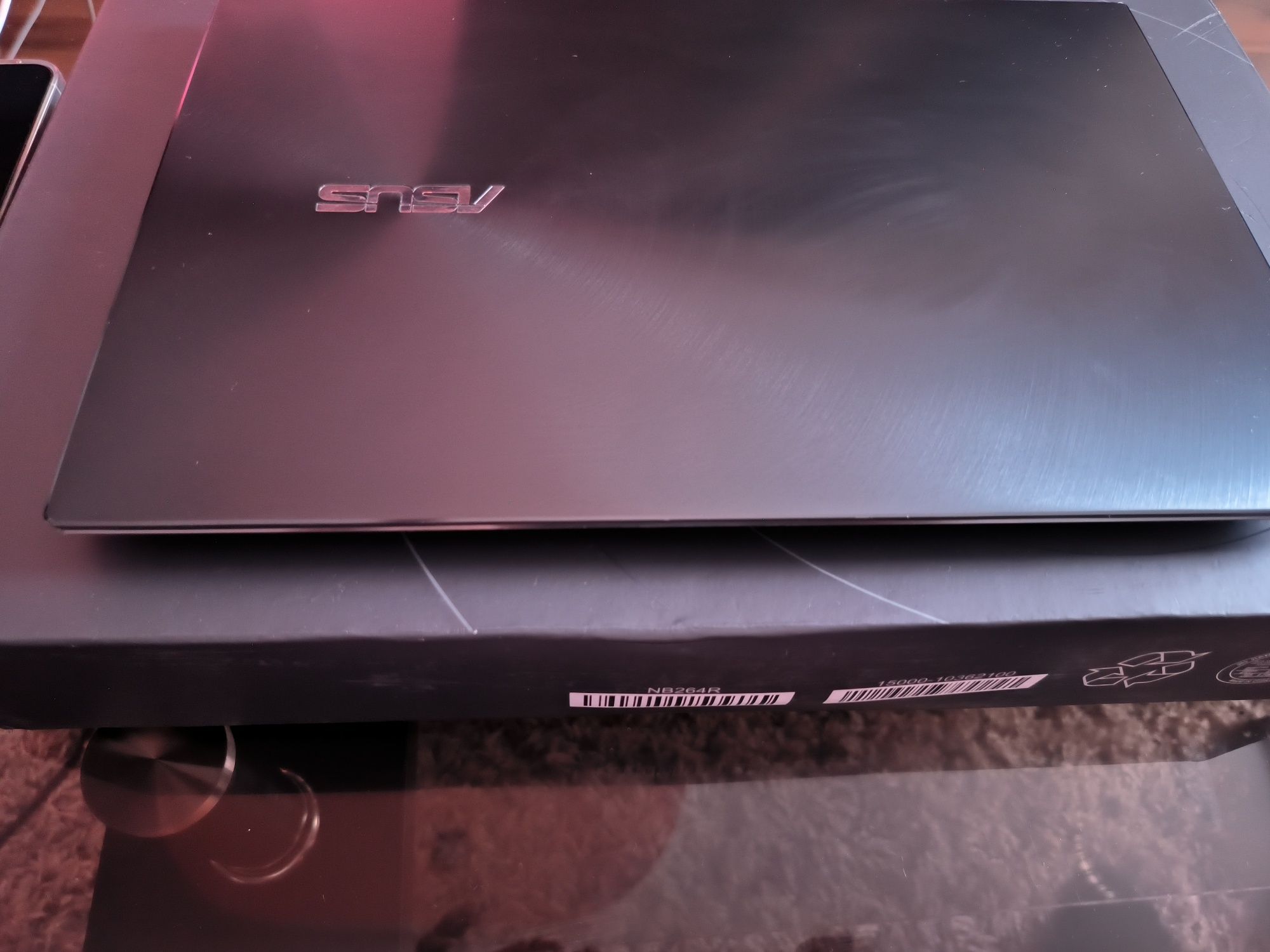 Laptop Asus ZenBook OLED (harman/kardon, recunoaștere facială, 1kg )