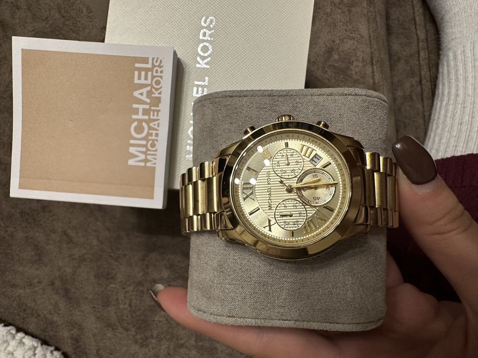 Часовник Michael Kors