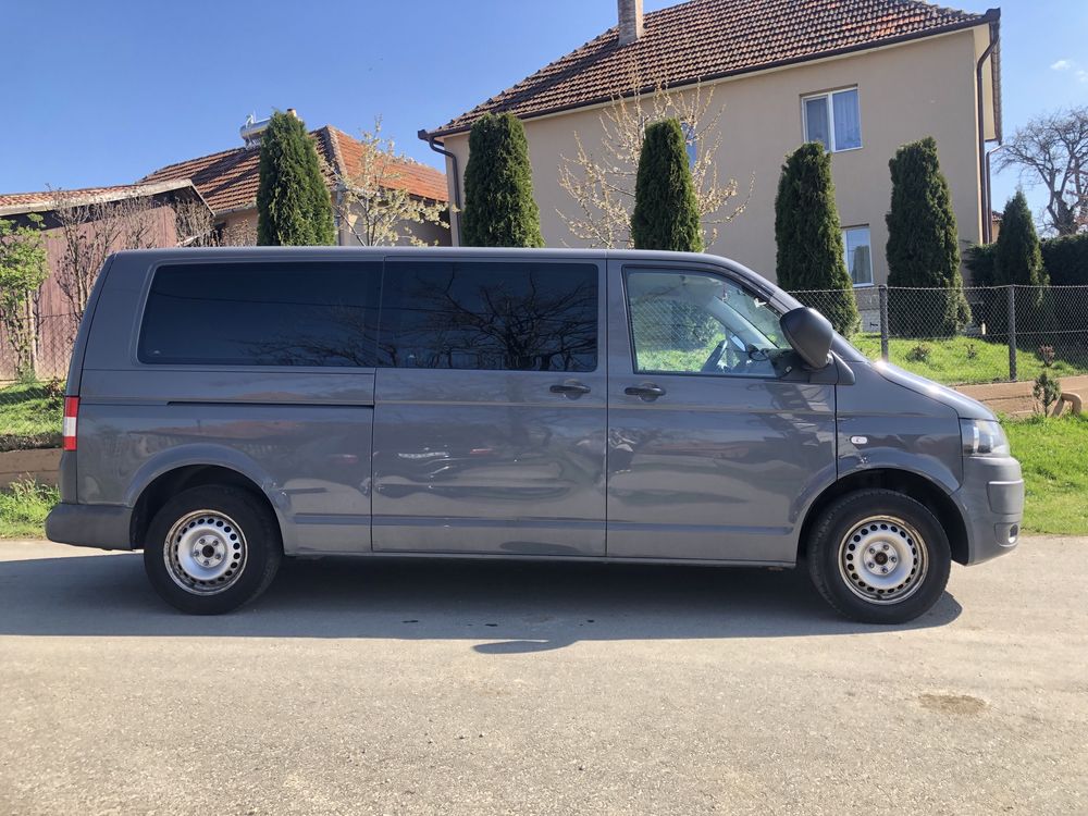 Volkswagen Transporter T5 2.0TDI