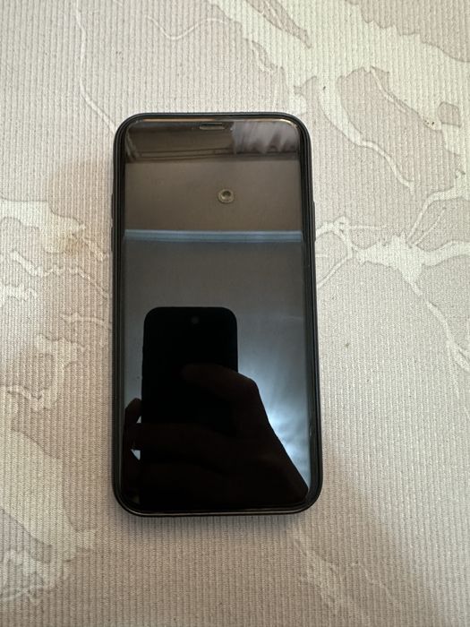 ПРОДАМ Айфон xr!!!
