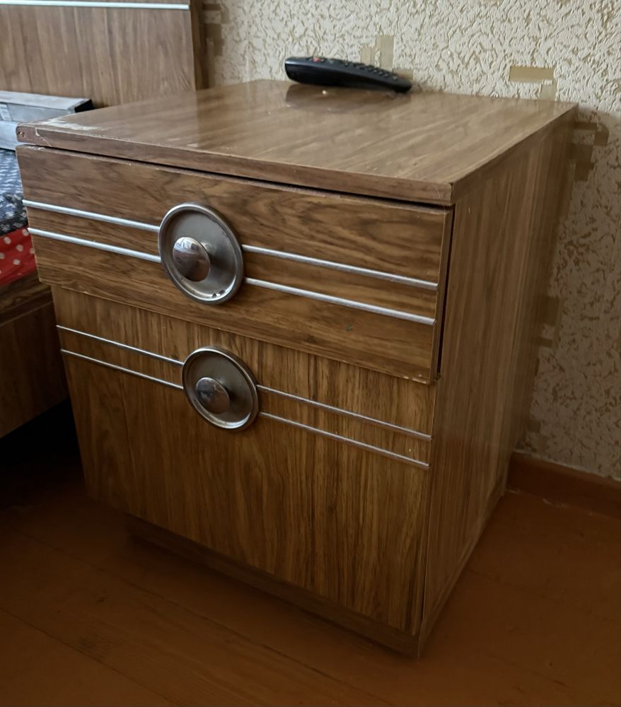 Продается гарнитур