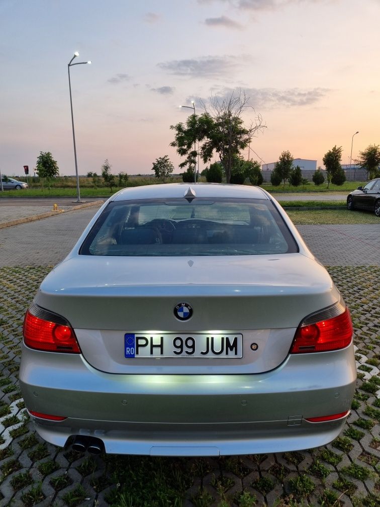 BMW 520i 2.2 benzină 6 pistoane  Automat