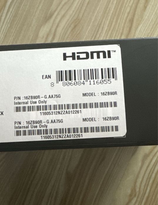 Laptop NOU Sigilat LG GRAM cu 16 GB RAM si 512 Memorie , procesor i7