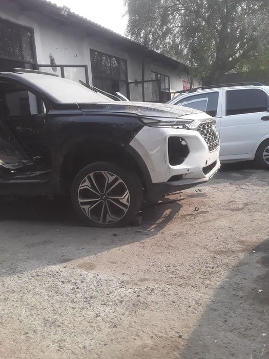 Аварийний машина хундай сантафе