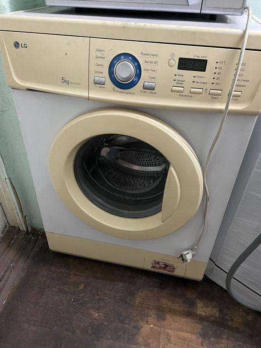 Продам стиральную машину