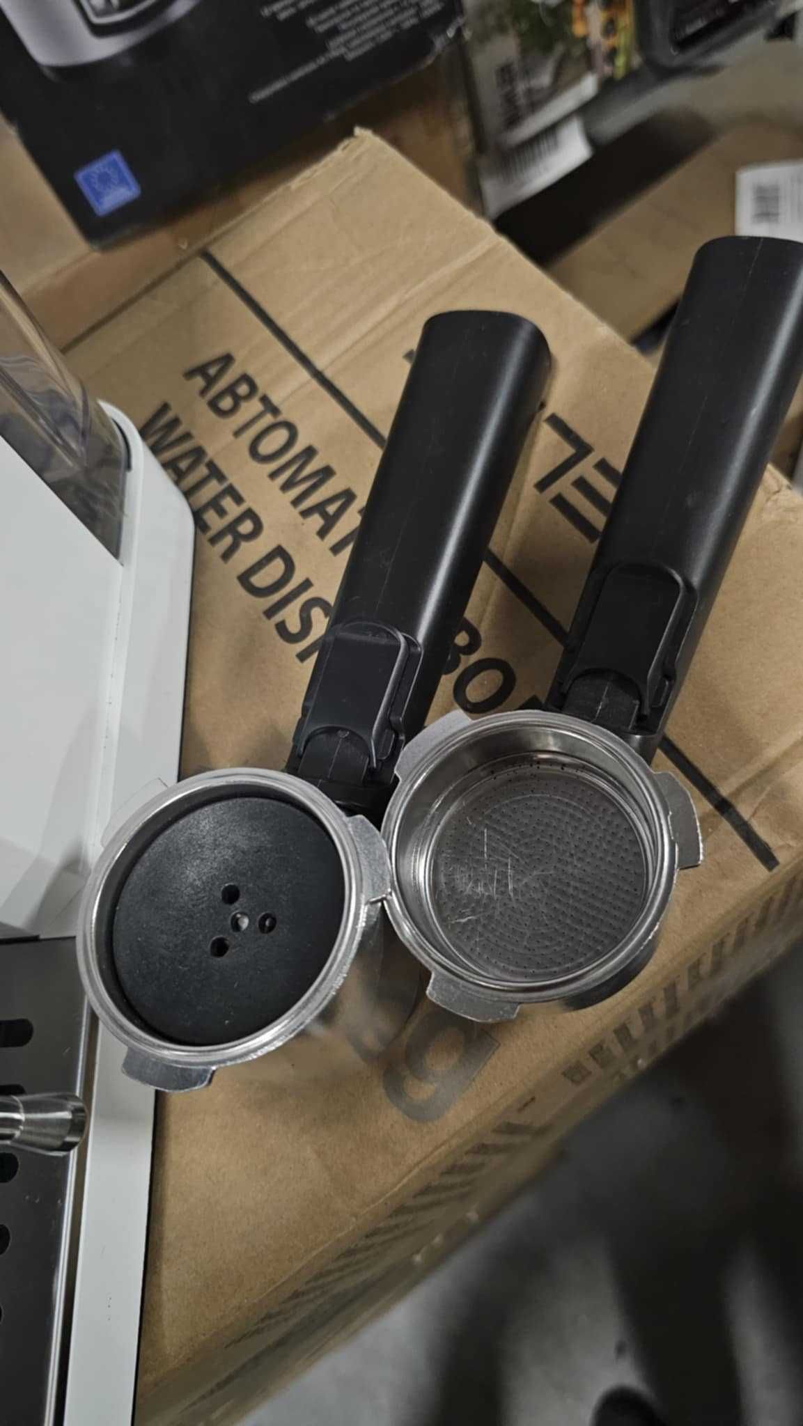 Еспресо машина за мляно кафе и Неспресо капсули Elit Perfetto ECM-24