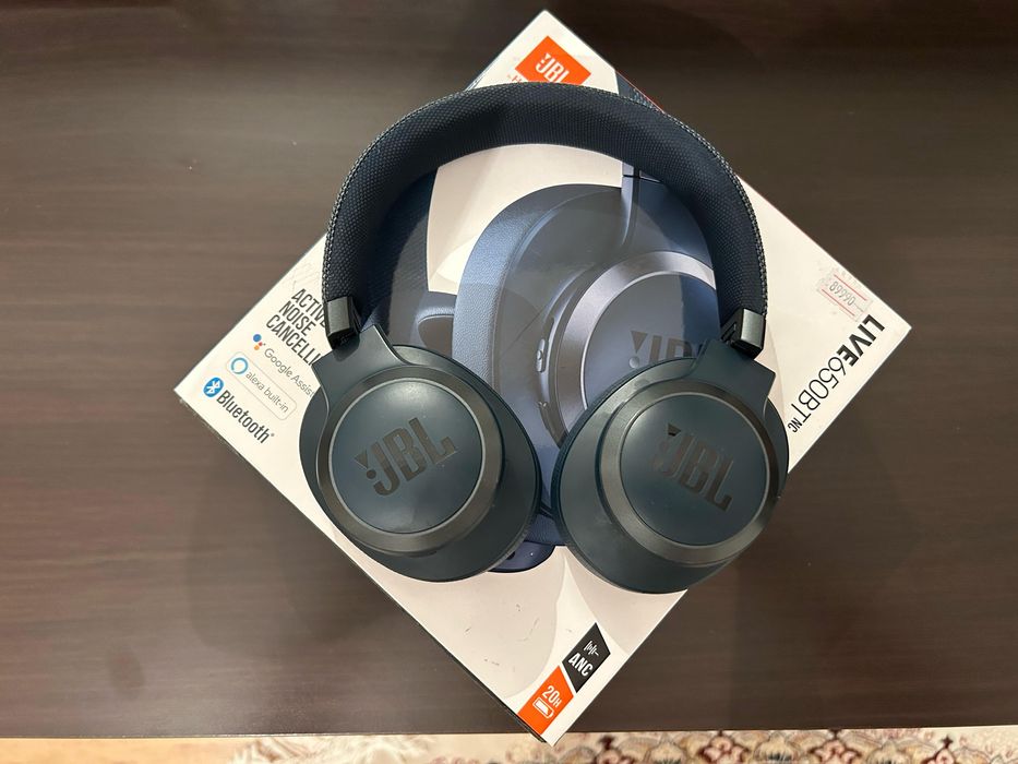 Продаётся Наушники JBL LIVE 650BTnc
