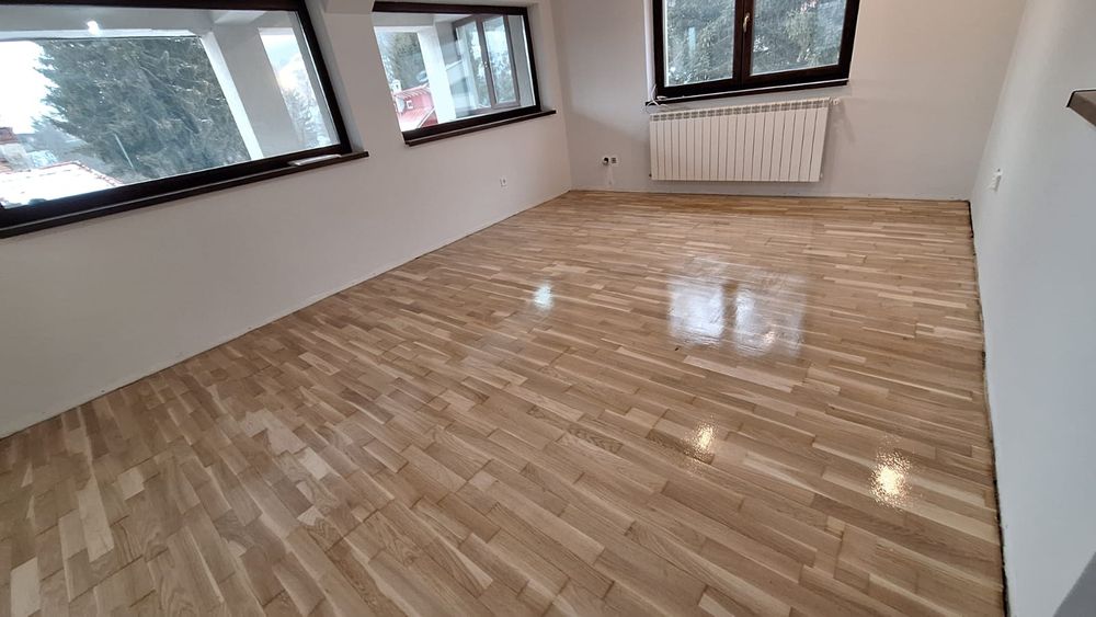 Montez și rașchetez  raschetare  recondiționare șlefuire parchet de la