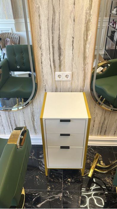 Vand 2 noptiere noi homcom achizitionate din uk