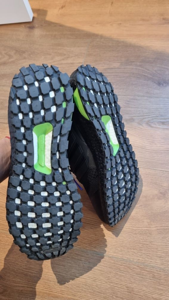 Маратонки Adidas DNA GUARD ultraboost
