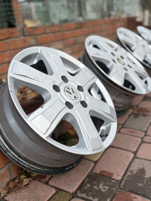 Продам диски на бус VW т5