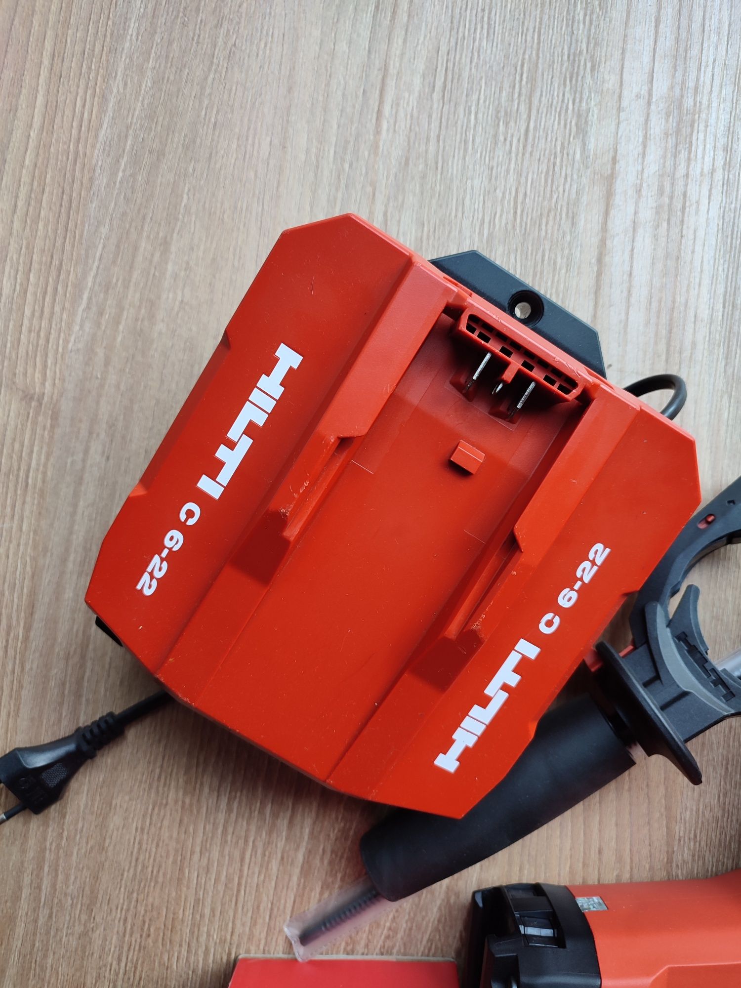 Hilti rotopercutor pe acumulatori Nuron