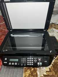 Принтер Epson L550 почти новый несколько раз пользовались