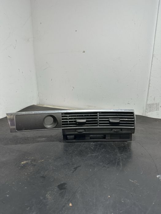 Grila bord centrala Audi A6 C6 2005-2010 3.0 TDI 2.7 TDI 2.0 TDI