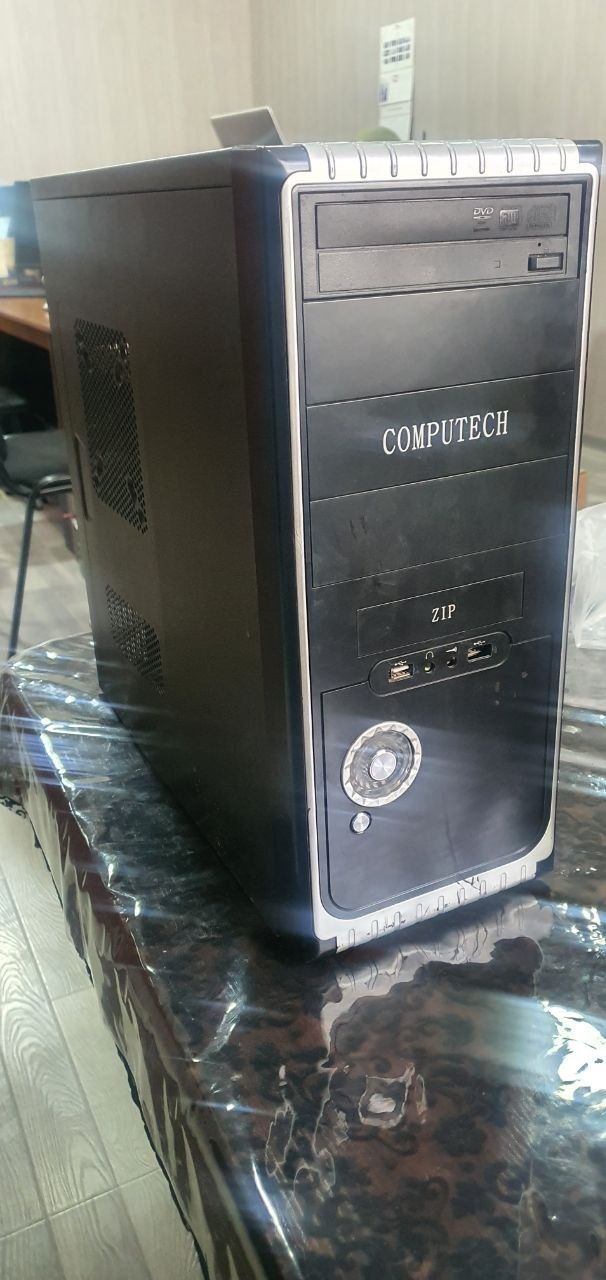 Computech prodsessori 2ta  mavjud, versiyasi eski