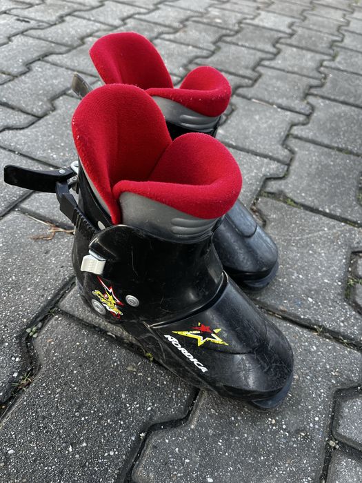 Clapari copii (fete, baieti) marime 32-33 (19.5 Mondo)