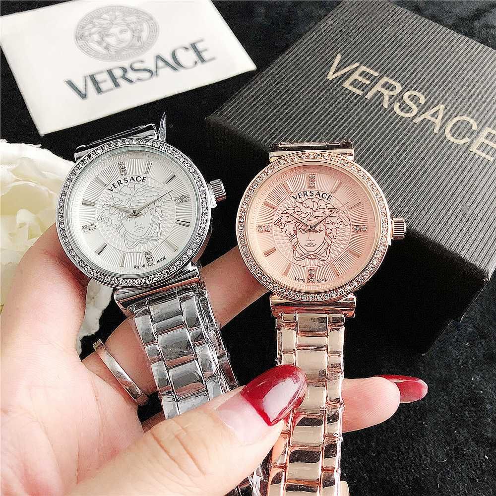 Стилен дамски ръчен часовник Версаче Versace