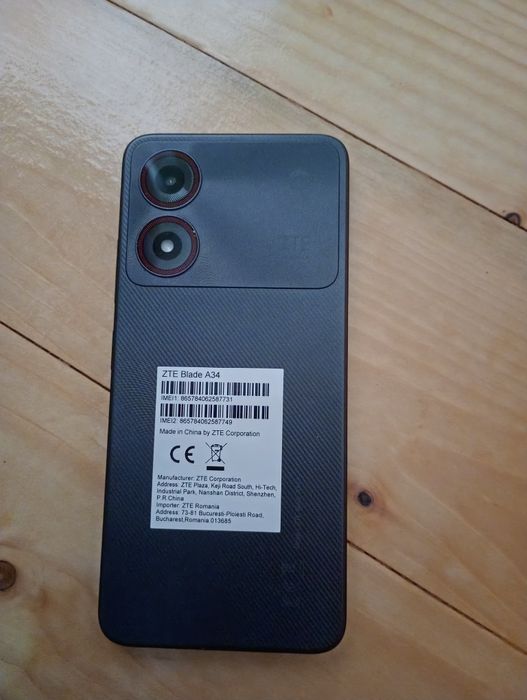Vând telefon zte,64 GB,4 G Ram