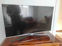 TV Samsung UE40J5100AW functional, dar ecran spart-101 cm(si pt piese)