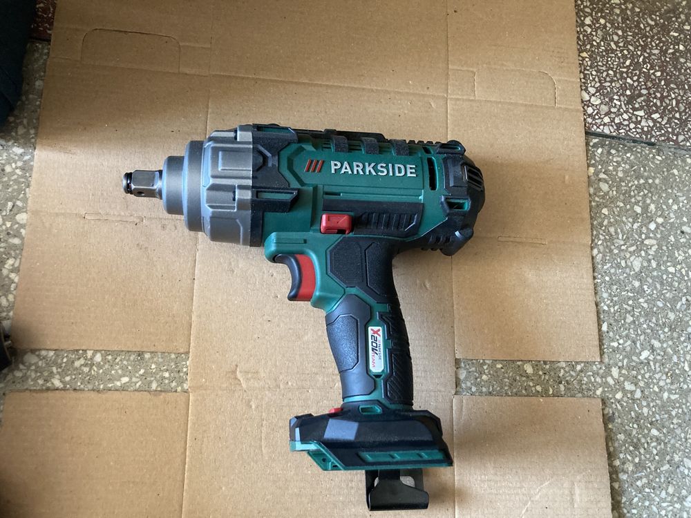 Masina de Insurubat cu Impact Parkside 20V Doar Corp