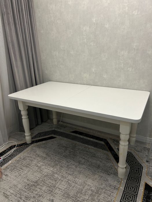 Срочно! Стол+диван в отличном состоянии