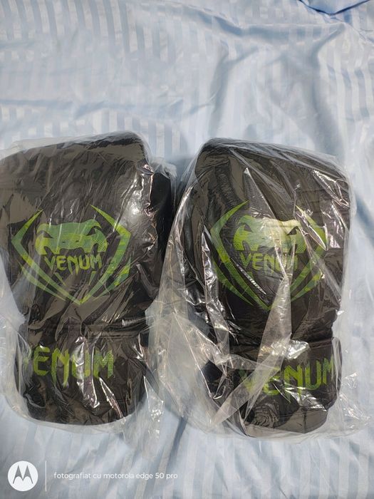 Mănuși de box venom