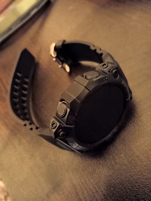 Смарт часовник .