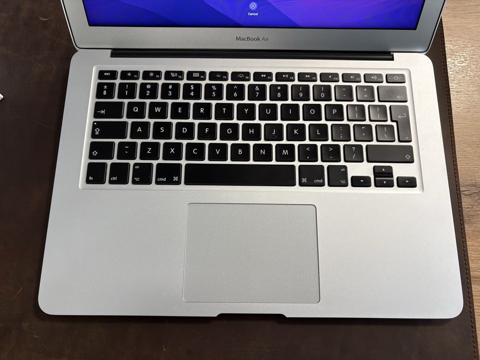 MacBook Air 13” 2017 i5, 8GB DDR3, 128 GB