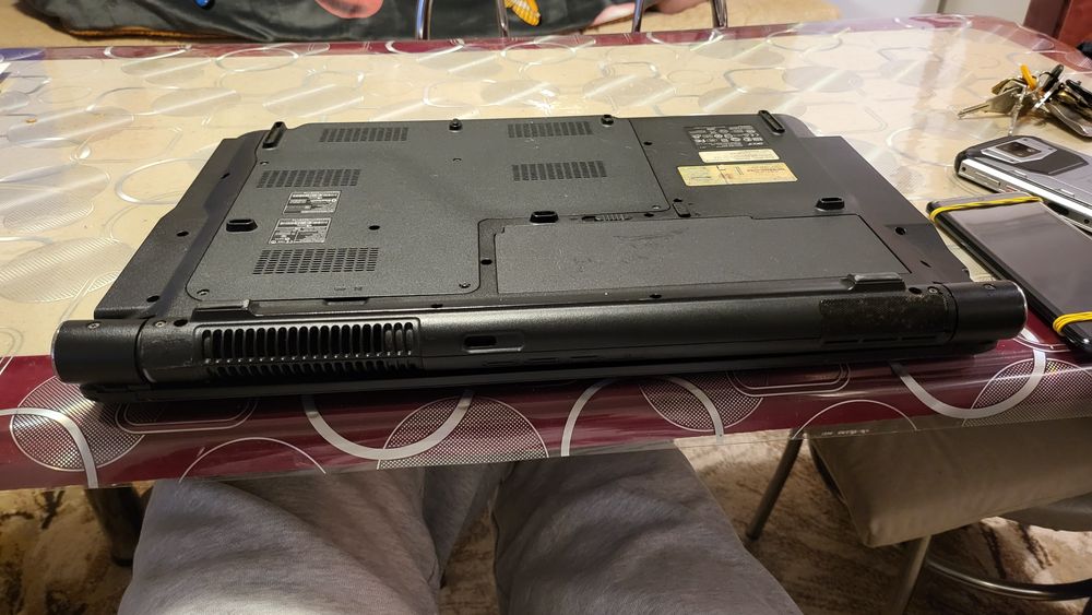 Acer aspire 8920 de 18.4 inchi dual hdd 6 gb ram