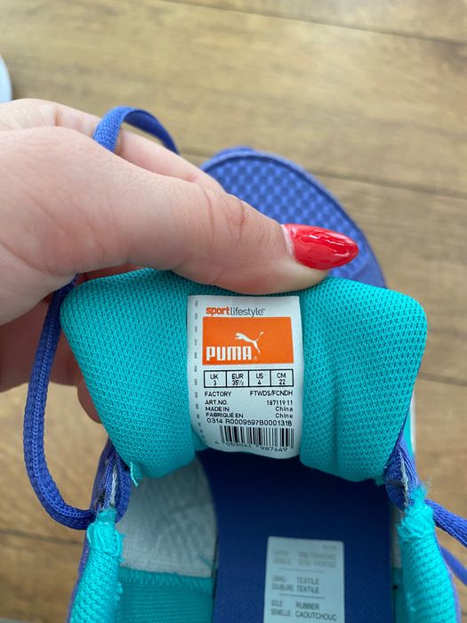 ЧИСТО НОВИ детски обувки Puma