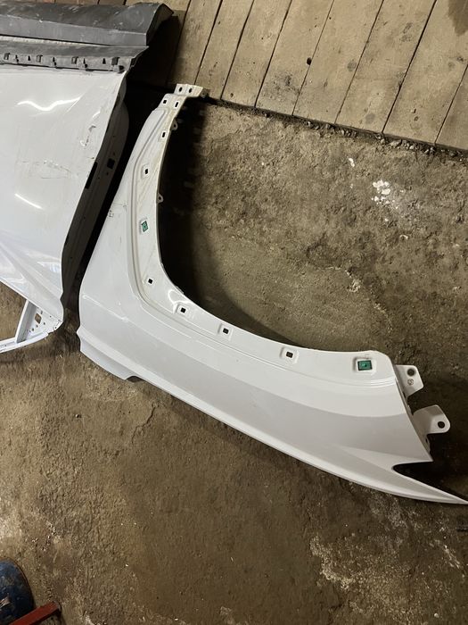 Левый передний крыло, дверь, задний дверь Tucson 2023