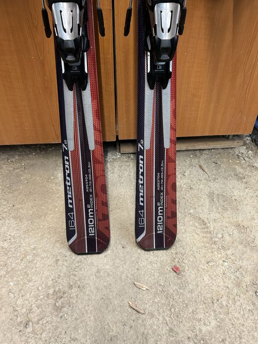 Schiuri Atomic 165cm