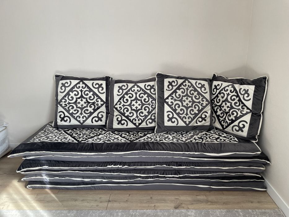 6 корпе и 4 подушки