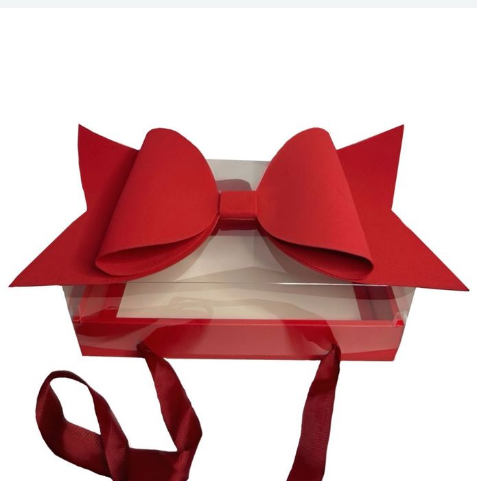 Коробка для клубники с бантом