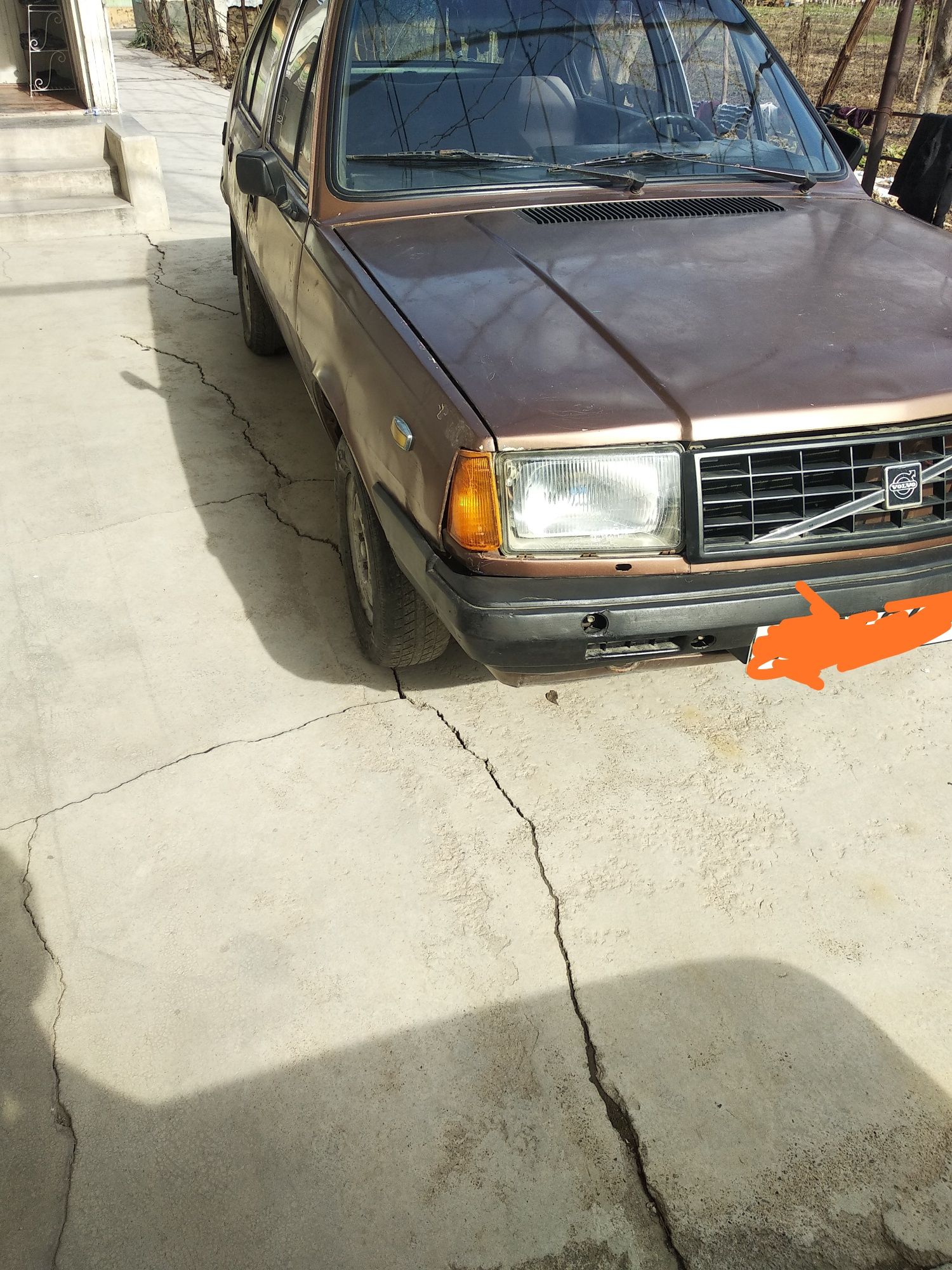 Volvo 340 седан ...