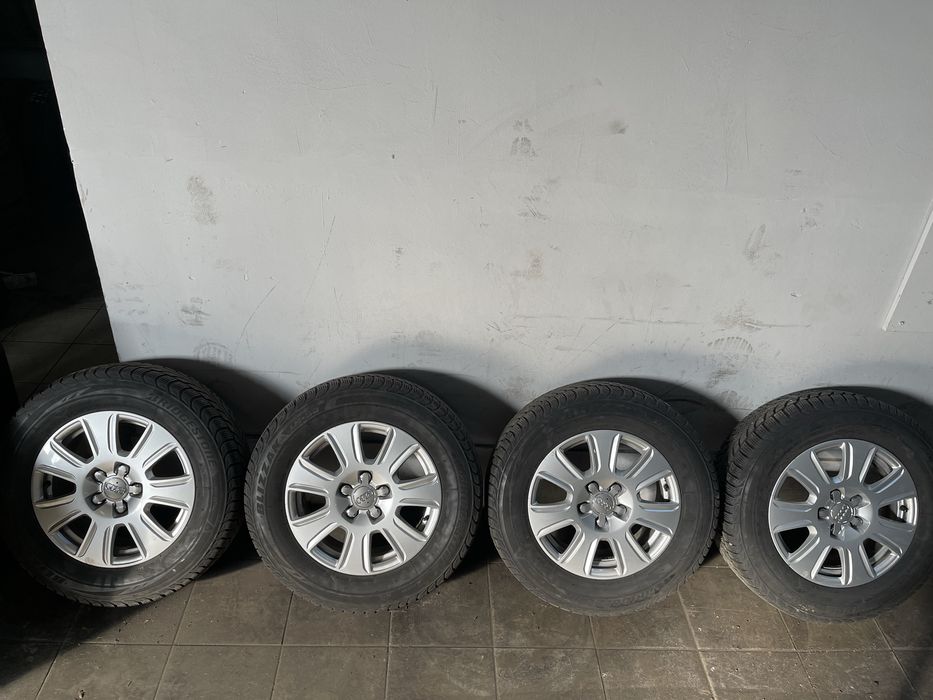 Roti iarna originale Audi Q3 - 215/65/R16 Bridgestone Blizzak DOT 2020