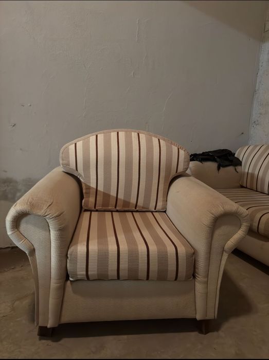 Диван и 2 кресла