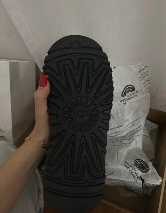 Ugg mini platform 38