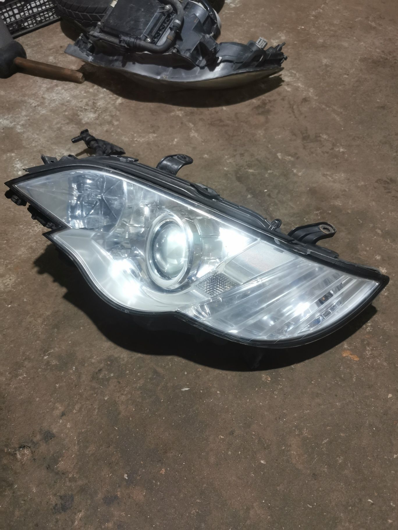 Фарове за Subaru legacy 2008/09 фейслифт