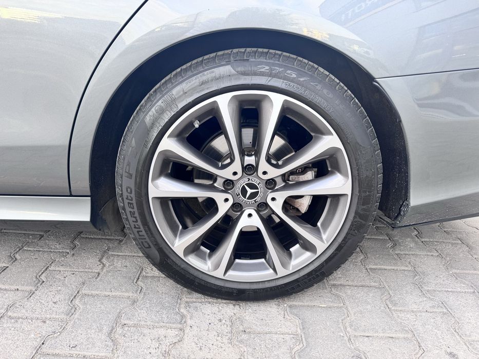 Jante originale Mercedes 18” cu anvelope Pirelli – pachet complet