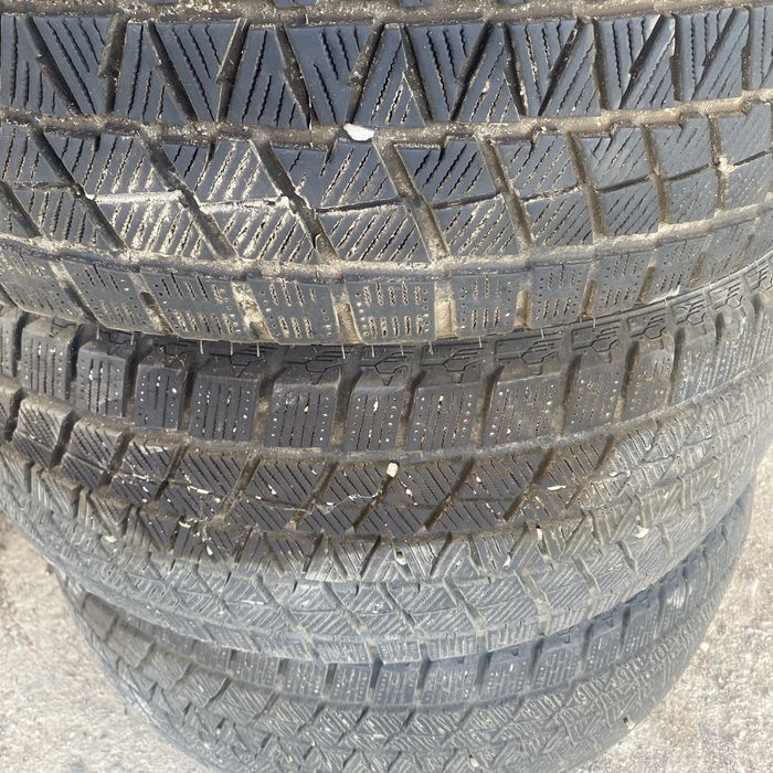 Шины зимнние комплект